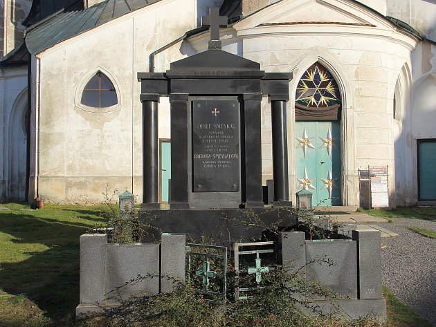 Příští rok u kostela na Zelené hoře zbude jen jeden hrob