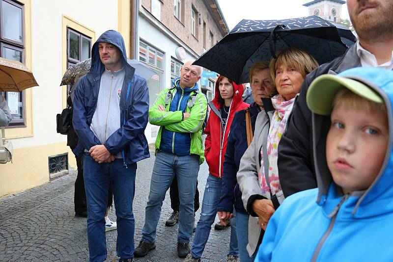 V loňském roce Karla Němce vznikla například lavička věnovaná místnímu rodákovi.