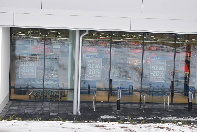 První supermarket ve Velké Bíteši otevřou v pondělí