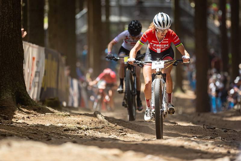 Závod Světového poháru v cross country horských kol, kategorie elite ženy, v Novém Městě na Moravě.