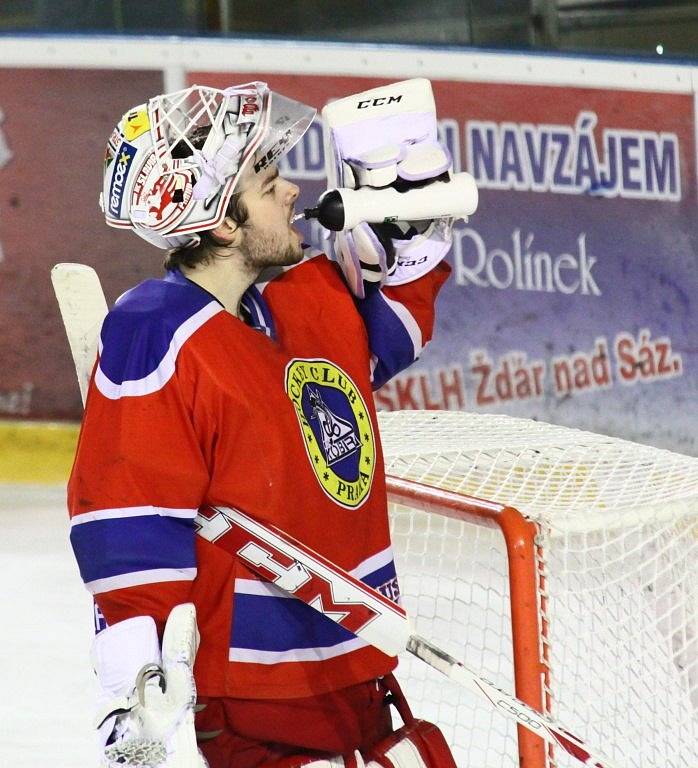 Plameny dokázaly využít domácího prostředí k bodovému zisku v dalším kole druhé hokejové ligy v zápase proti Kobře.