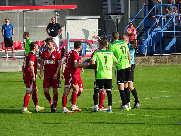 PODÍVEJTE SE: Gól fotbalistů Meziříčí v derby proti Vrchovině, ale i další šance