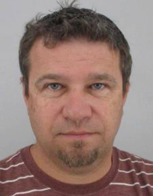Pohřešovaný Pavel Hrůza, narozený 8. října 1964, pátrání vyhlášeno 12. března 2015.