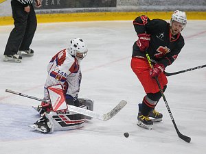 Ve druhé hokejové lize potvrdily BK Havlíčkův Brod i SKLH Žďár nad Sázavou, že patří k tradičním účastníkům soutěže. Neztratil se ani nováček z Velkého Meziříčí.