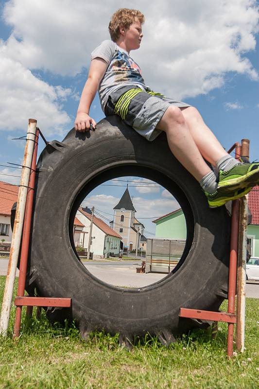 Krajské kolo soutěže Vesnice roku vyhrál v konkurenci čtrnácti obcí v Kraji Vysočina Heřmanov na Žďársku.