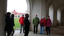 Památka UNESCO prochází rozsáhlou rekonstrukcí. Kromě návštěvníků pobývají na Zelené hoře také dělníci.