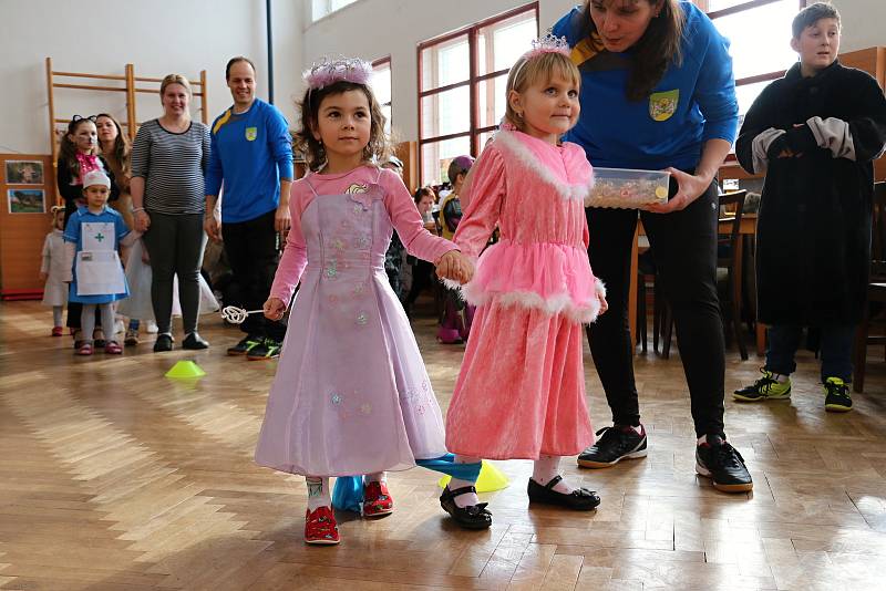 Karneval v Rokytně se každoročně koná pod taktovkou místních hasičů.