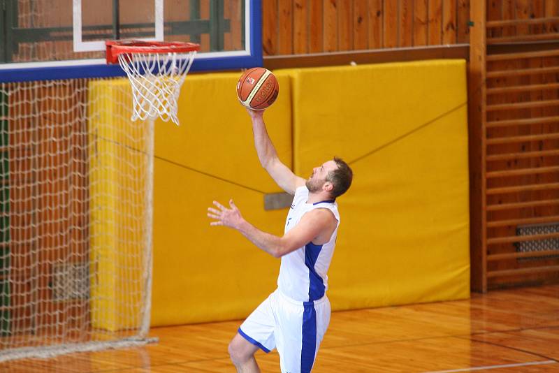 Posledních třináct let žďárského basketbalu očima fotografů Žďárského deníku.