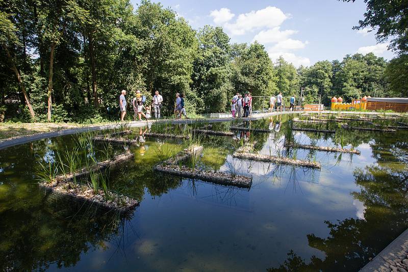 V Jemnici  koupaliště funguje na principu biotopu.