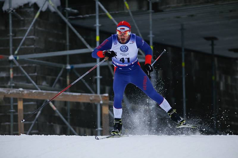 Luděk Šeller z Dukly Liberec a Sandra Schützová ze Ski Jilemnice získali na mistrovství republiky v běhu na lyžích v Novém Městě na Moravě tituly ve sprintu volnou technikou.