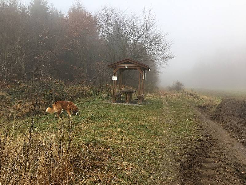 Vorlova pivní jáma se nachází poblíž nejvýše položené obce na Vysočině.