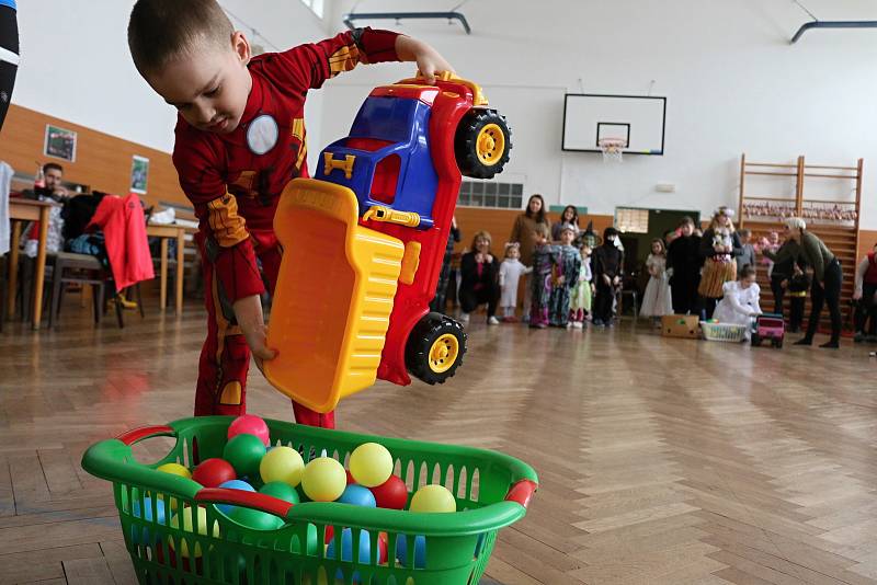 Karneval v Rokytně se každoročně koná pod taktovkou místních hasičů.