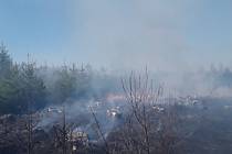 U Kochánova na Žďársku hořel les.