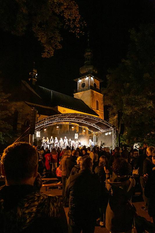 Prosluněné Svatováclavské slavnosti v Novém Městě na Moravě zaujaly účastníky všech věkových kategorií.