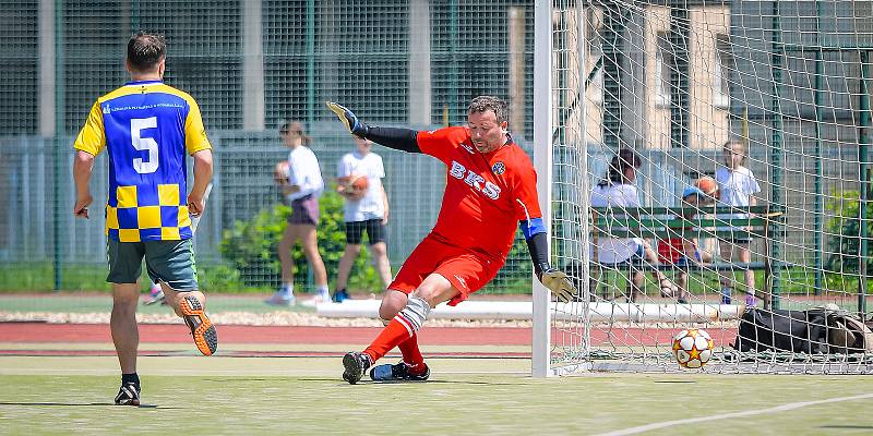 Závěrečné kolo nadstavby rozhodlo o tom, že vítězem 36. ročníku Žďárské ligy malé kopané se stali fotbalisté mužstva FC Benjamin.