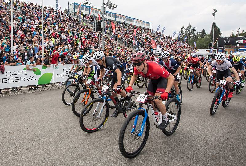 Závod SP v cross country horských kol v Novém Městě na Moravě v kategorii mužů Elite.