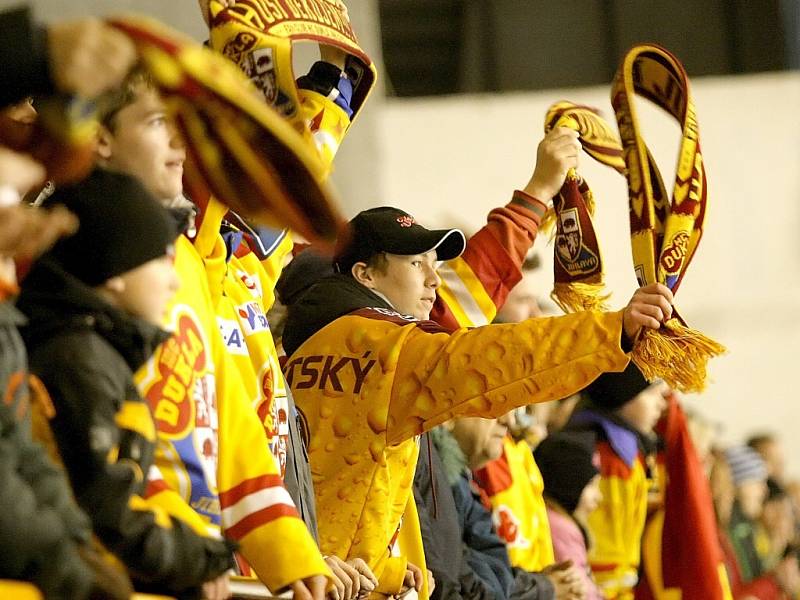 Fanoušci hokejového klubu Dukla Jihlava si na konci minulého týdne oddechli. Trestní oznámení na jednatele klubu bylo odloženo.