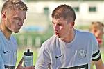 „Je vidět, že máme slušně natrénováno,“ říká uzdravený stoper FC Ždas Jakub Šindelka (vpravo).