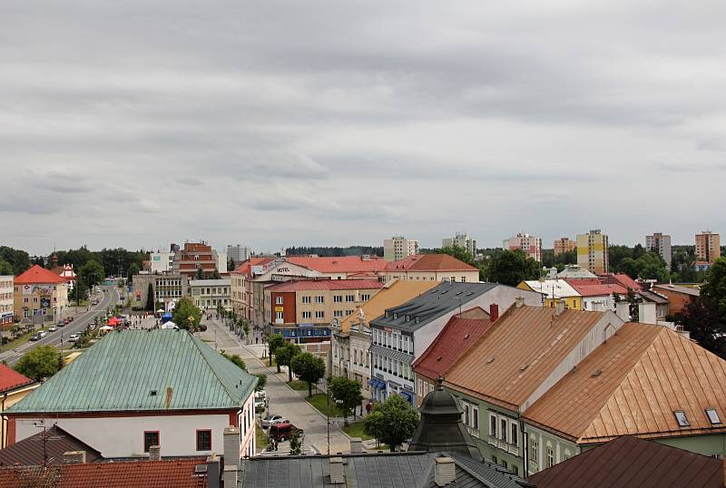 Výhled z věže kostela svatého Prokopa ve Žďáře nad Sázavou