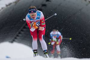 Závod žen na 10 km volně v rámci Světového poháru v běhu na lyžích.
