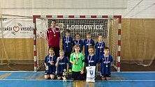 Halový turnaj O pohár předsedy se stal kořistí starších žáků fotbalového klubu z Velkého Meziříčí (na snímku).