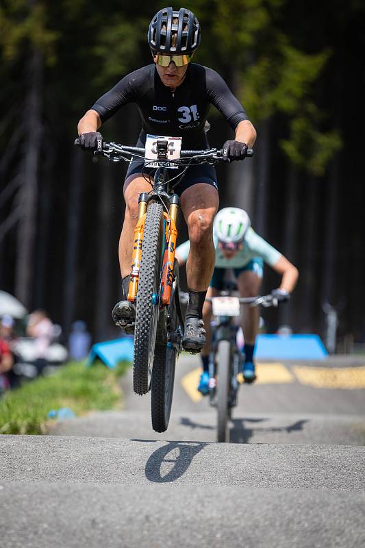 Závod Světového poháru v cross country horských kol, kategorie elite ženy, v Novém Městě na Moravě.