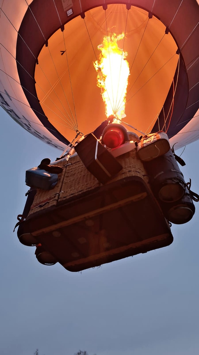 Rekordní let z Radešína do Rumunska: horkovzdušným balónem za devět hodin -  Žďárský deník