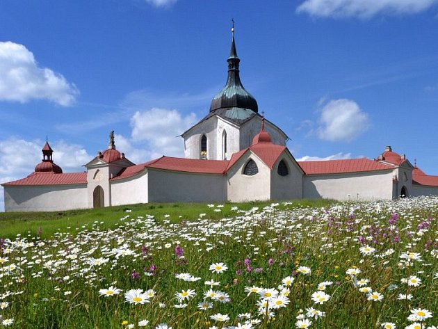 Chrám bude opět otevřen k večernímu rozjímání i zpovědi