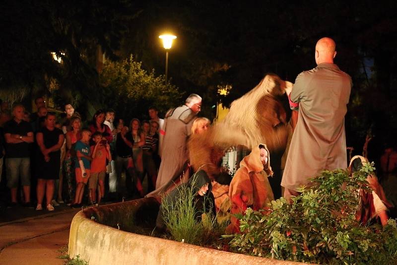 Kristkovy happeningy jsou nedílnou součástí umělcovy tvorby.