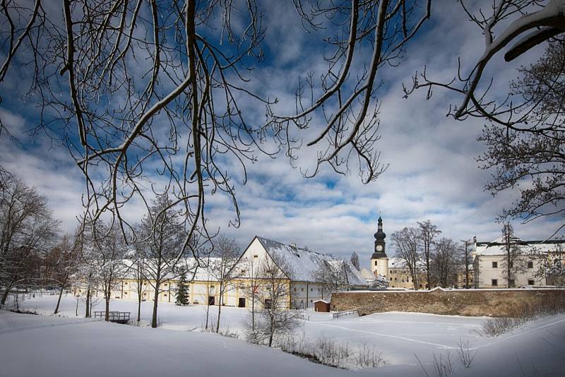 ZImní areál žďárského zámku. Foto Michal Mašek