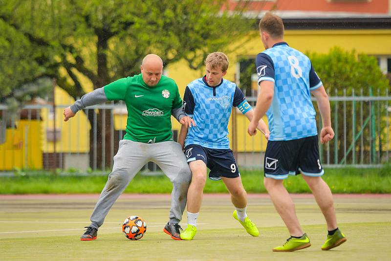 V sedmém kole Žďárské ligy se nedařilo vedoucí trojici v první lize. Celku BKS, prvnímu mužstvu tabulky, se na jaře dokonce ještě nepodařilo zvítězit.