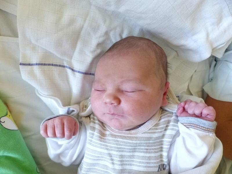 Dominik Brabec, Závist, 24.8. 2014, 3920 g, 53 cm