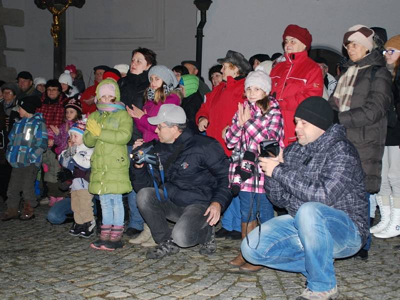 Česko zpívá koledy - Žďár nad Sázavou.