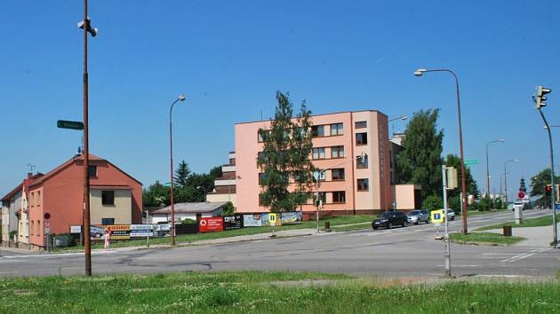 Obyvatelé okresního města volají po kruhovém objezdu u obchodního domu Convent. 