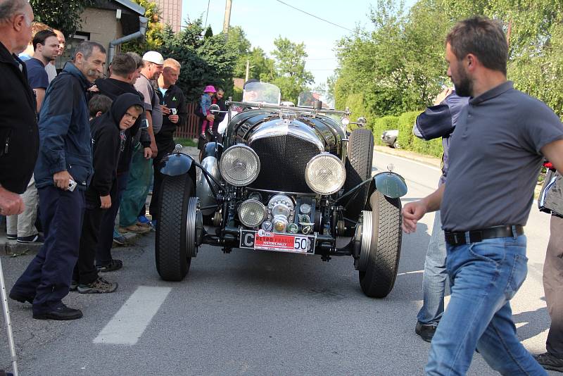 Historické stroje měly spoustu obdivovatelů.