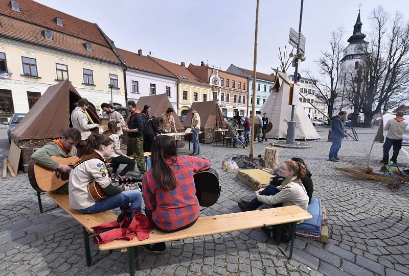 Ve Velkém Meziříčí 25. března druhým dnem pokračoval třídenní valný sněm Junáka - českého skauta. Na setkání přijelo více než šest stovek skautských vedoucích z celé republiky.