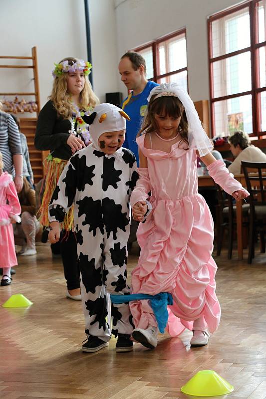 Karneval v Rokytně se každoročně koná pod taktovkou místních hasičů.