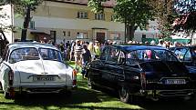 Při tradičním Retrodnu se ve Svratce bavili už podeváté. Foto: Deník/Lenka Mašová