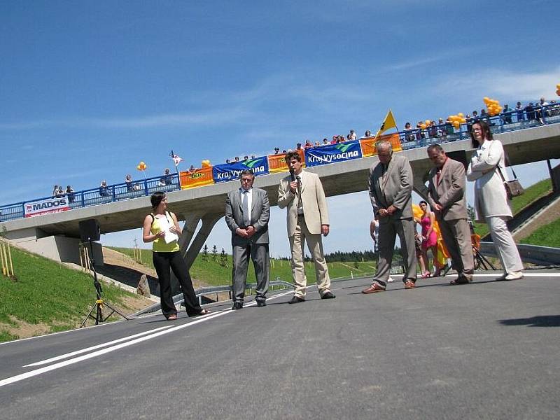 Zahájení provozu na dopravním obchvatu Bohdalova na Žďársku.