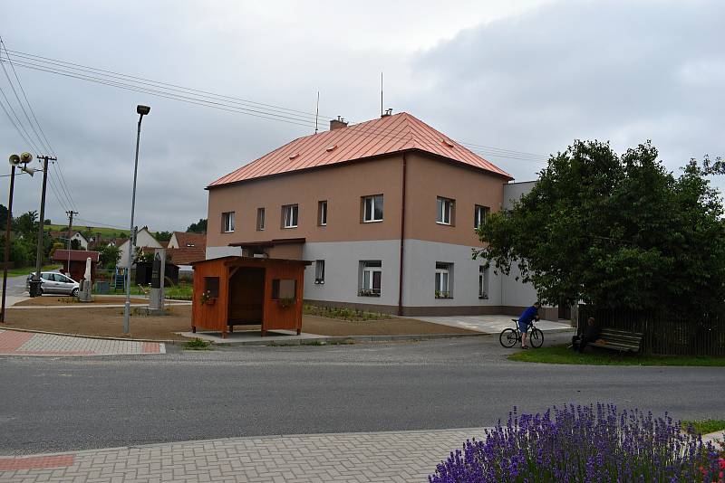 Obec Bobrůvka.