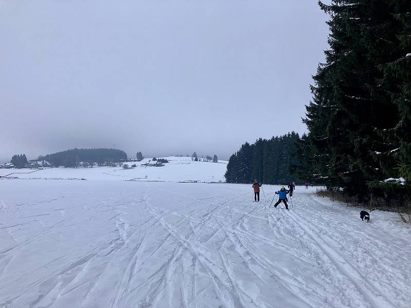 Běžkaři neváhali a vyrazili na stopy