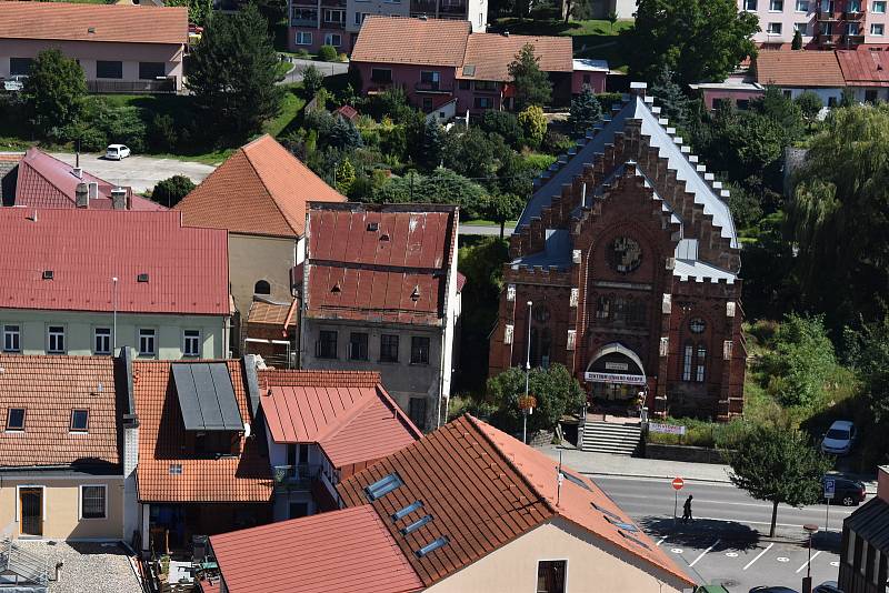 Věž nabízí dokonalý pohled na město z ptačí perspektivy. Cestou na vrchol si mohou návštěvníci prohlédnout i výstavu přinášející podrobné informace o městě.