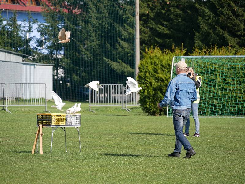 Zájemci si mohli prohlédnout králíky, holuby, drůbež i mnoho dalších druhů zvířat. Čekal na ně i bohatý doprovodný program.