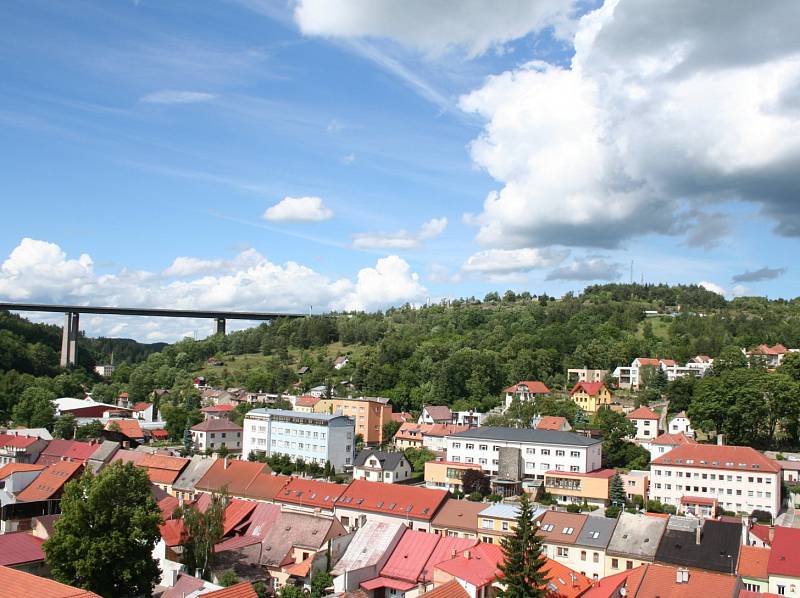 Dálniční most ve Velkém Meziříčí.