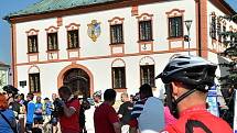 Charitativní akce Na kole dětem Žďárskými vrchy se v sobotu zúčastnilo asi 250 cyklistů. 