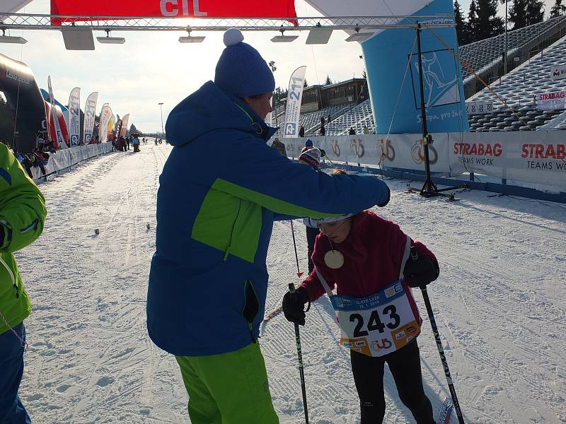 Dopoledne v novoměstské Vysočina Areně patřilo hlavně dětským závodníkům. Po nich přišli na řadu dospělí.