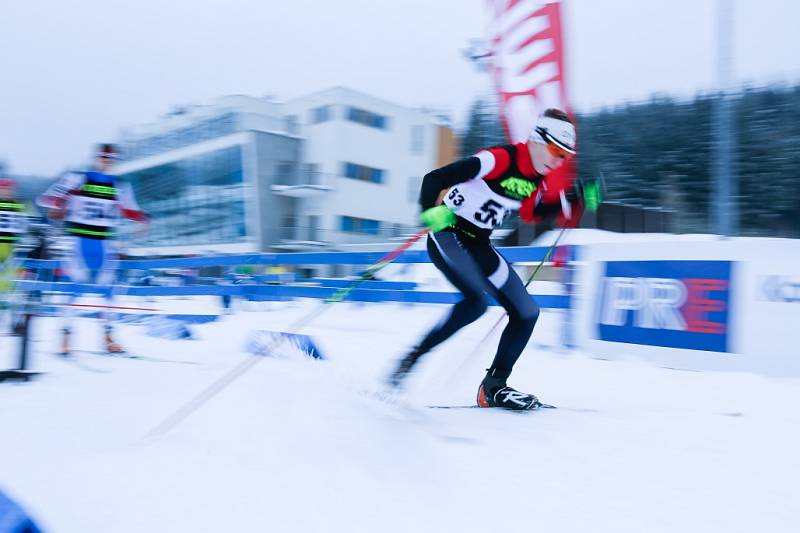 Luděk Šeller z Dukly Liberec a Sandra Schützová ze Ski Jilemnice získali na mistrovství republiky v běhu na lyžích v Novém Městě na Moravě tituly ve sprintu volnou technikou.