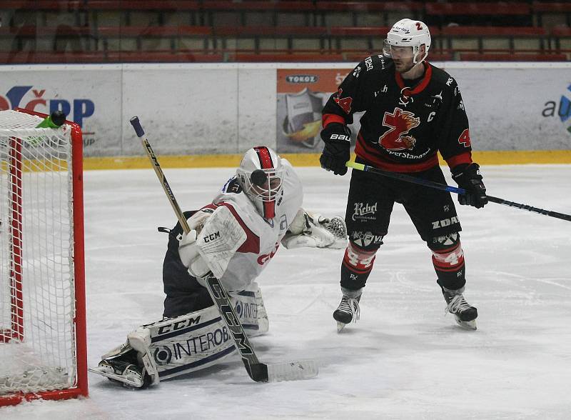 Utkání play-off mezi SKLH Žďár nad Sázavou a SHC Klatovy.