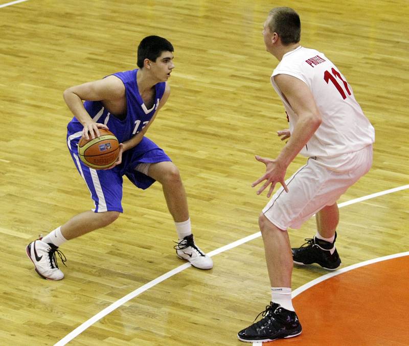 Posledních třináct let žďárského basketbalu očima fotografů Žďárského deníku.
