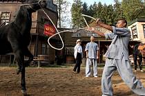 Celkem čtrnáct mnichů z legendárního čínského kláštera Shaolin zavítalo v těchto dnech také na Vysočinu.